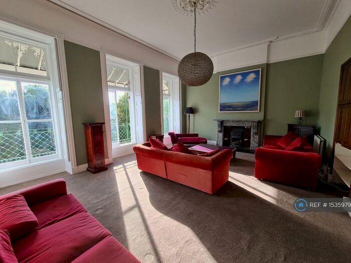 3 Bedroom Flat To Rent In Clifton, Bristol, BS8