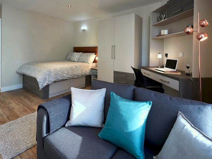 Studio To Rent In Blackfriars Road, Manchester, Greater Manchester, M3