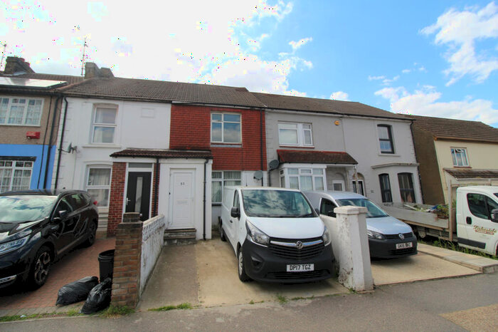 3 Bedroom Terraced House To Rent In Nelson Road, Gillingham, Kent, ME7