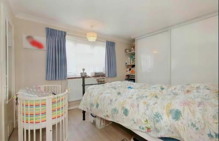2 Bedroom Flat To Rent In Maryside, Langley Heathrow, London, SL3