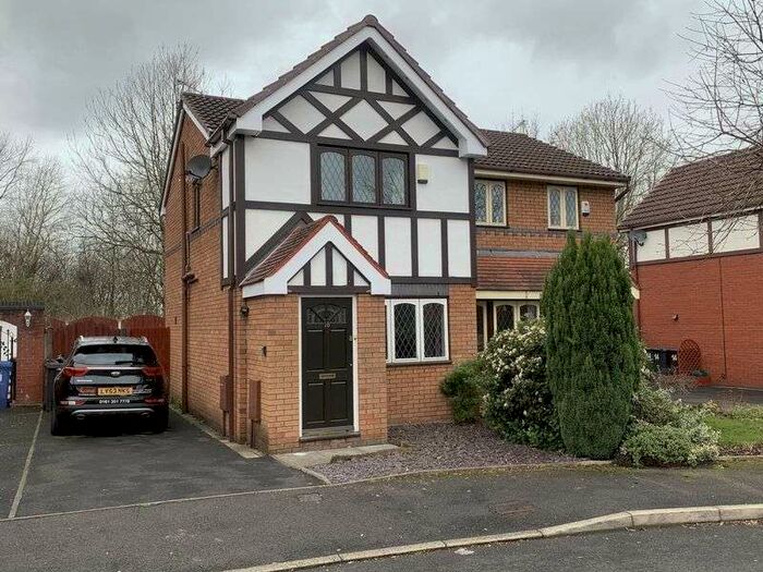 2 Bedroom Property To Rent In Flowery Field Green, Hyde, SK14