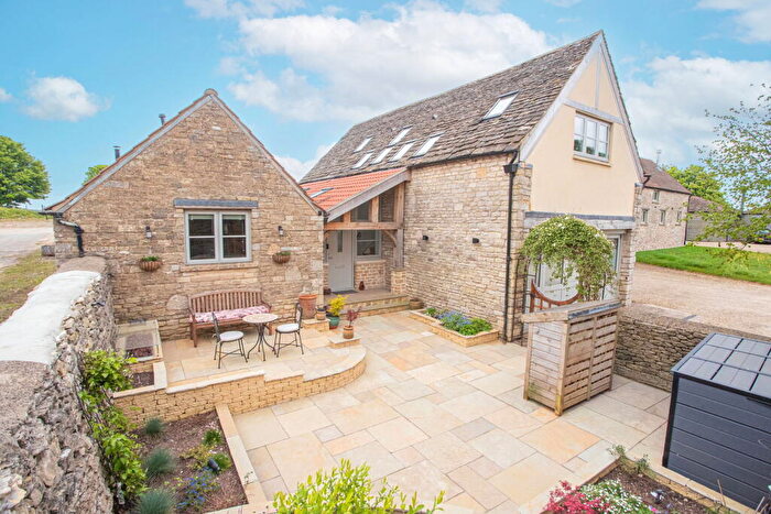 3 Bedroom Barn Conversion For Sale In Burden Court, Tresham, GL12