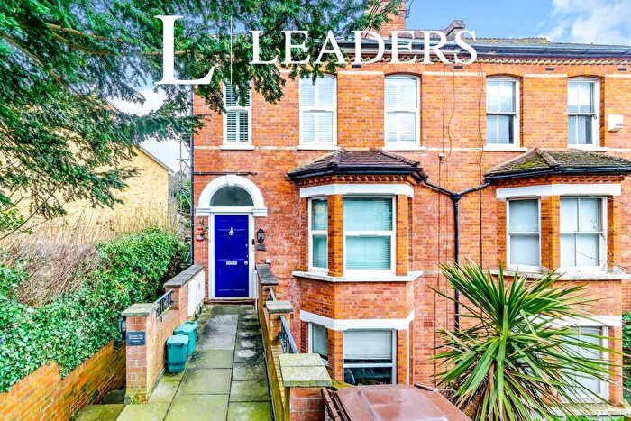 1 Bedroom House To Rent In Croydon Road, CR3