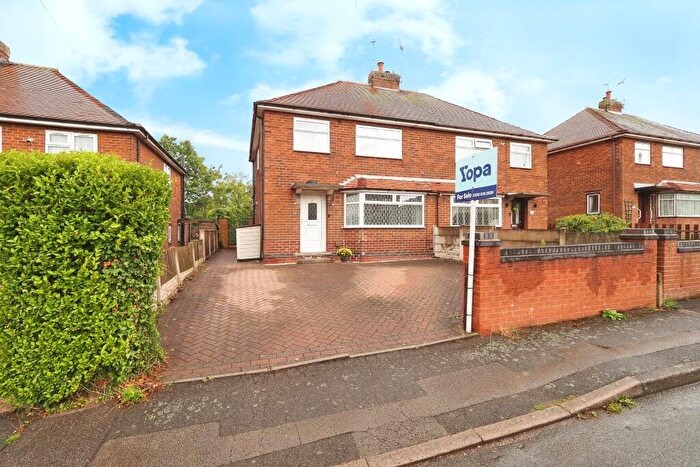 3 Bedroom Semi-Detached House For Sale In Nottingham Road, Nottingham, NG16