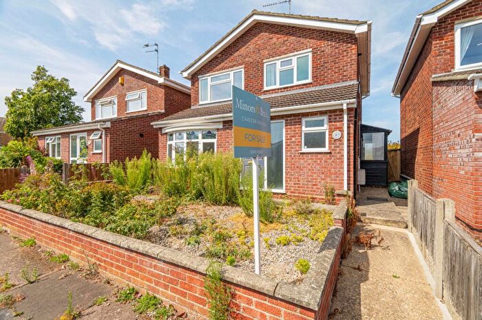 3 Bedroom Detached House For Sale In Lawyer Corys, Gorleston, NR31