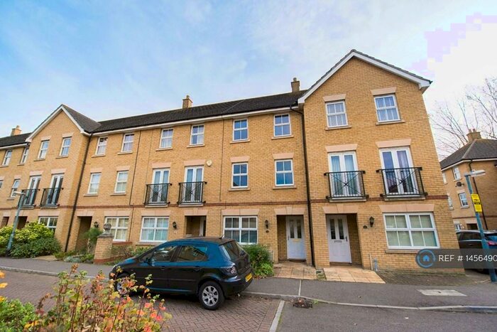 4 Bedroom Terraced House To Rent In Rowan Place, Colchester, CO1