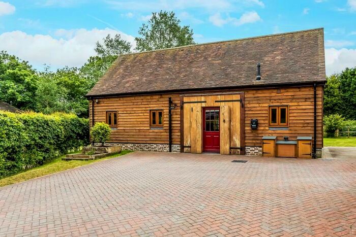 3 Bedroom Detached House For Sale In Newdigate, RH5