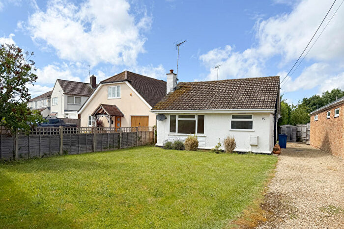 1 Bedroom Property To Rent In Beech Tree Road, Holmer Green, HP15