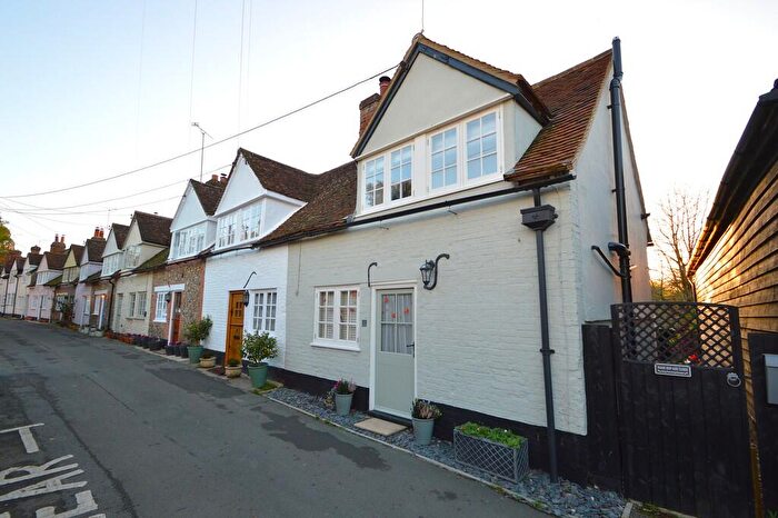 2 Bedroom Cottage For Sale In Church Lane, Castle Hedingham, Essex, CO9
