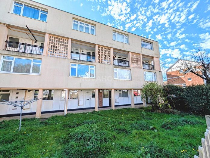 3 Bedroom Flat For Sale In Vaagso Close, Plymouth, PL1