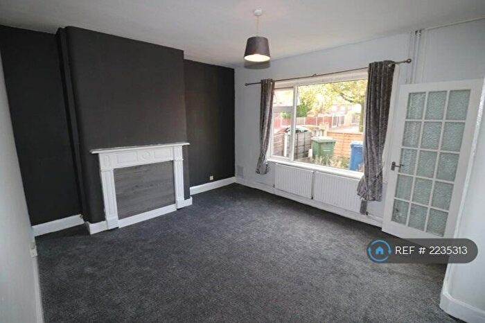 3 Bedroom Terraced House To Rent In Central Avenue, Worsley, Manchester, M28