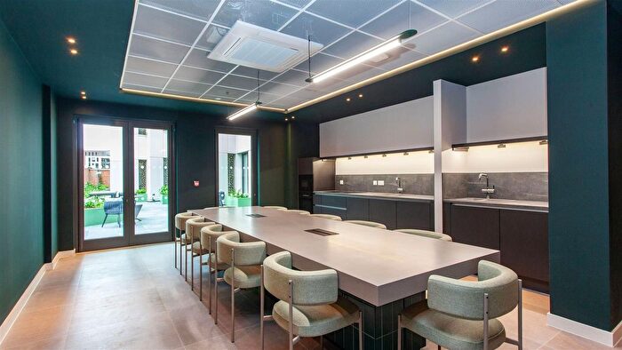 Studio To Rent In St James Boulevard, Newcastle Upon Tyne, NE4