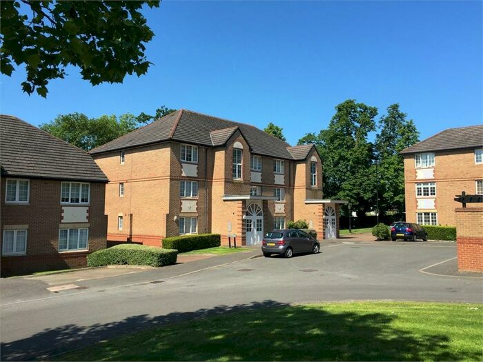 1 Bedroom Ground Flat To Rent In Cunard Crescent, Winchmore Hill, N21