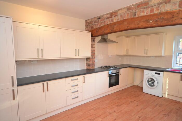 4 Bedroom Semi-Detached House To Rent In Rutland Road, West Bridgford, Nottingham, NG2