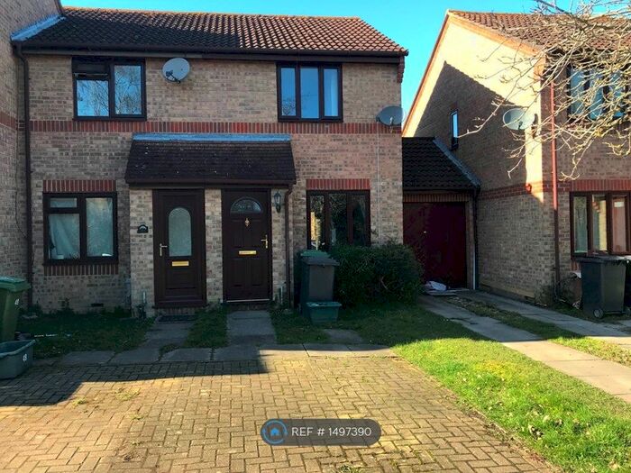 2 Bedroom Terraced House To Rent In Southlands, Basingstoke, RG24