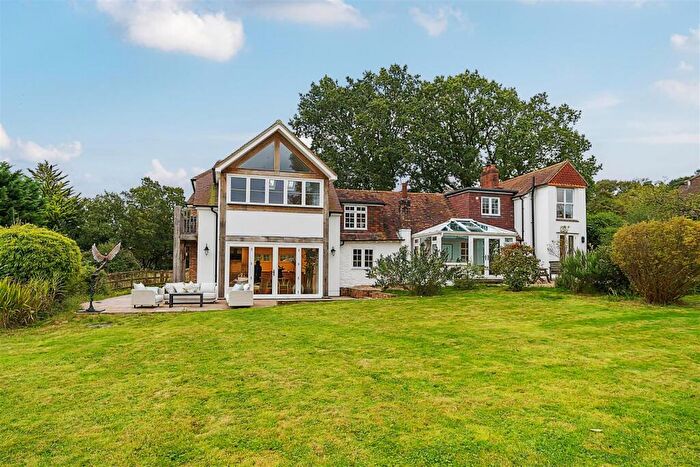 4 Bedroom Detached House For Sale In The Street, Dockenfield, Farnham, GU10