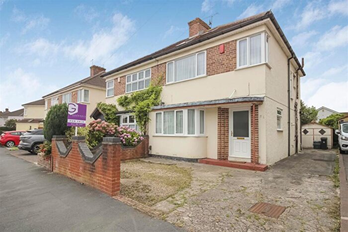 3 Bedroom Semi-Detached House For Sale In Woodleigh Gardens, Whitchurch, BS14