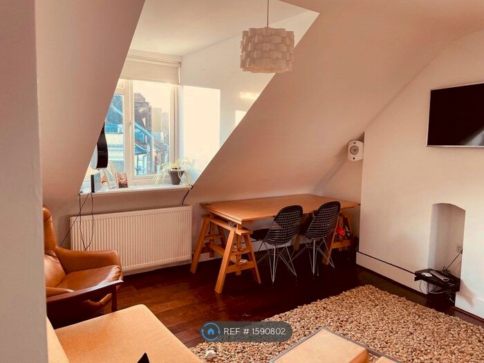 1 Bedroom Flat To Rent In Newington Green, London, N16