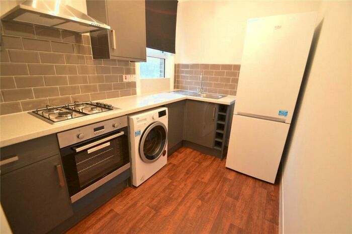 2 Bedroom Apartment To Rent In Waddon Park Avenue, Croydon, CR0