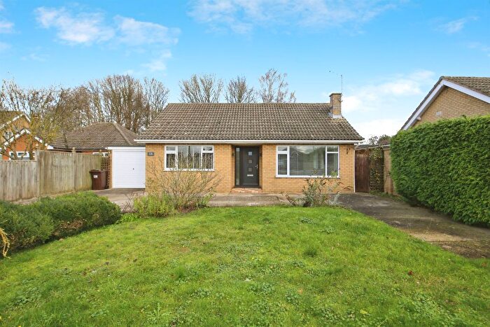 2 Bedroom Detached Bungalow For Sale In Westmoreland Road, Moulton, Spalding, PE12