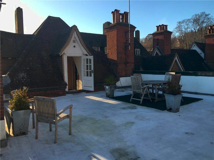 1 Bedroom Studio To Rent In Portsmouth Road, Guildford, Surrey, GU2