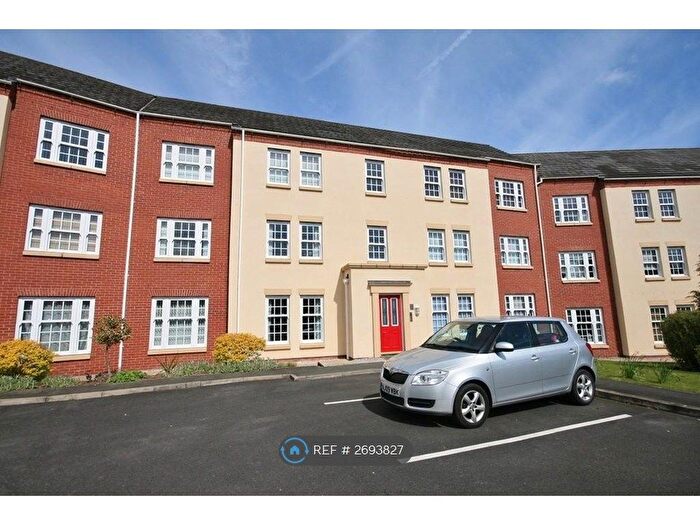 2 Bedroom Flat To Rent In Tyldesley Way, Nantwich, CW5