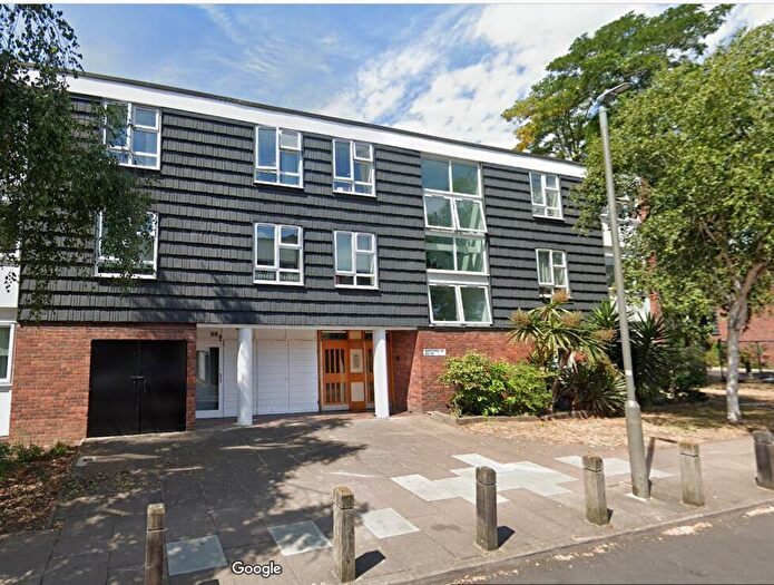 1 Bedroom Flat For Sale In Wayford Street, London, SW11