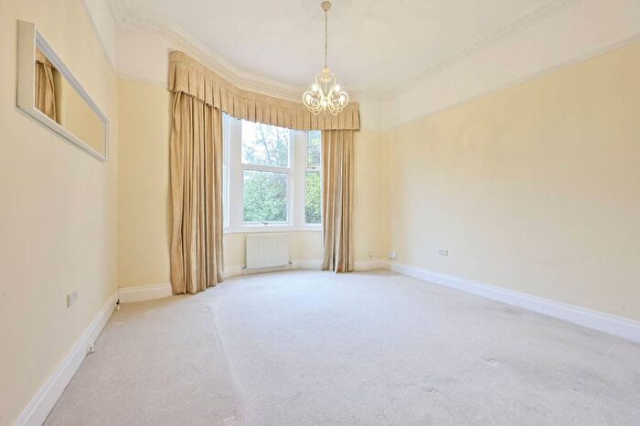 1 Bedroom Flat To Rent In Upper Richmond Road, West Putney, London, SW15