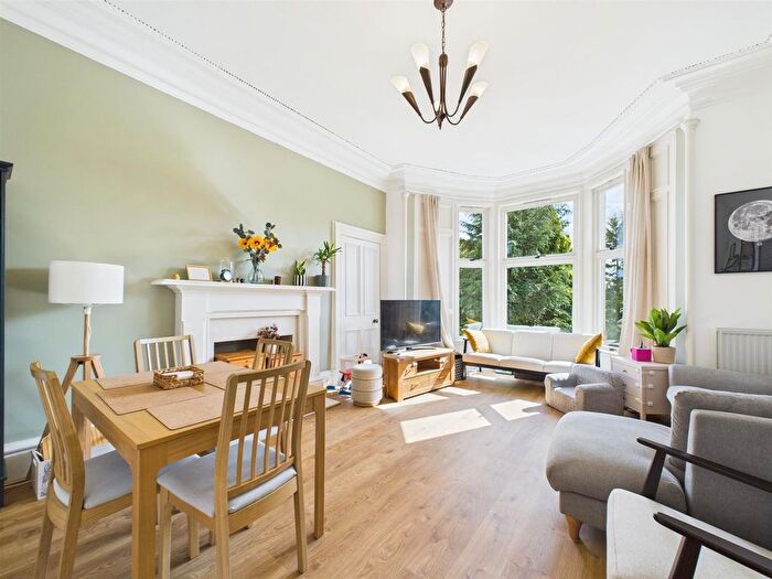 3 Bedroom Flat For Sale In A Croft Park, Perth, PH2