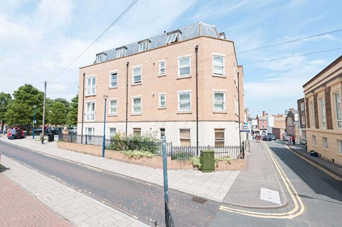 2 Bedroom Flat To Rent In George Street, Ramsgate, CT11