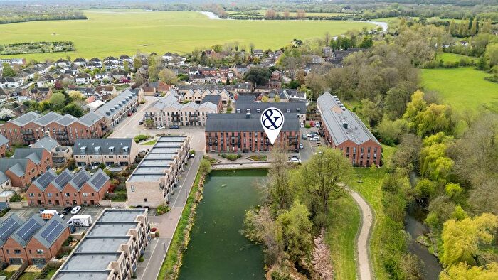 2 Bedroom Flat For Sale In Baynhams Drive, Peacock House Baynhams Drive, OX2