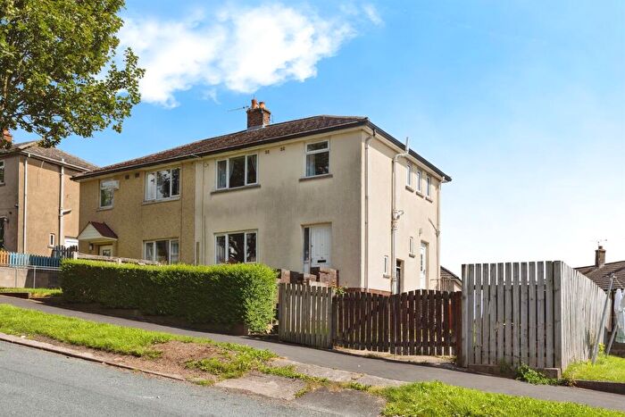3 Bedroom Semi-Detached House For Sale In Wardle Crescent, Keighley, BD21