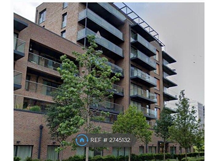 2 Bedroom Flat To Rent In Merlin Court, London, SE3