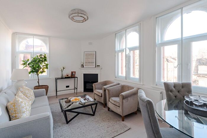 2 Bedroom Flat For Sale In Wimpole Street, Marylebone, London, W1G