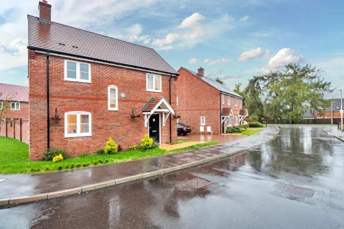 3 Bedroom Detached House To Rent In Popes Place, Greenham, Thatcham, RG19