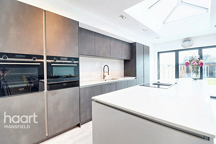 4 Bedroom Detached House For Sale In Lime Grove, Mansfield, NG19