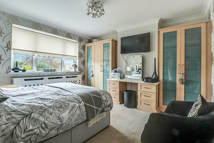 3 Bedroom Semi-Detached House For Sale In Woodgrange Drive, Thorpe Bay, SS1