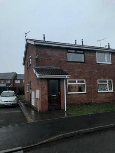 1 Bedroom Flat To Rent In Dallow Crescent, Burton Upon Trent, DE14