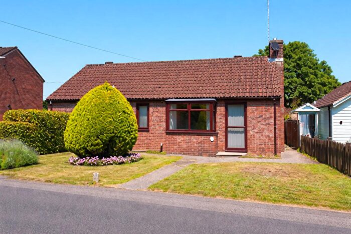 3 Bedroom Detached Bungalow To Rent In Fordingbridge, Hampshire, SP6