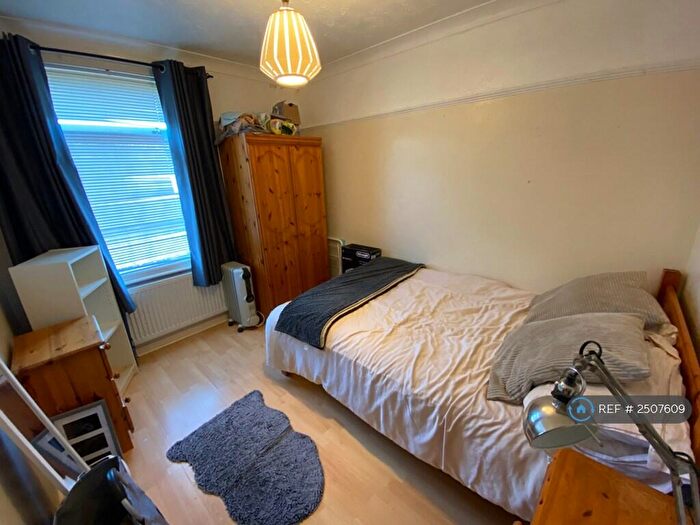 2 Bedroom Flat To Rent In Broadlands Road, Southampton, SO17