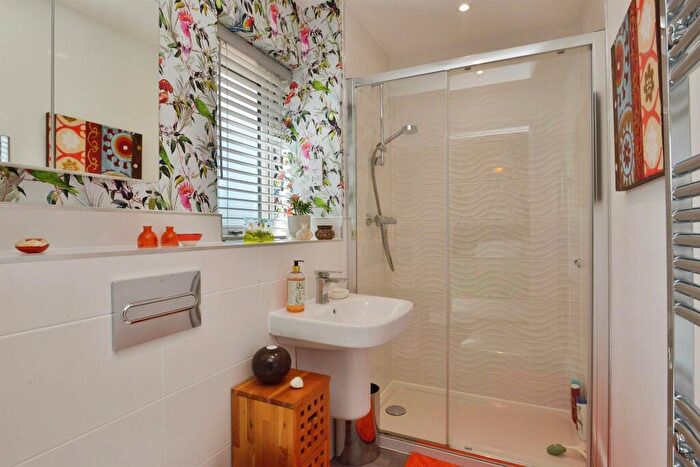 4 Bedroom Detached House For Sale In Montgomery Way, Glebe Farm, Milton Keynes, MK17