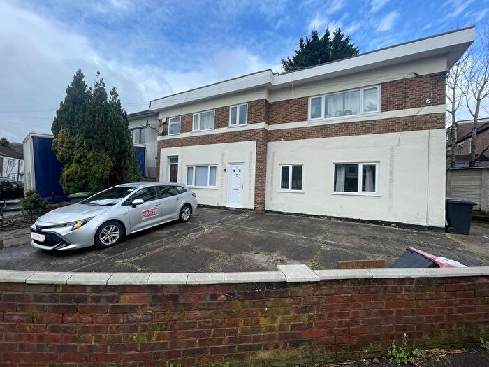 2 Bedroom Flat To Rent In Harefield Road, Luton, LU1