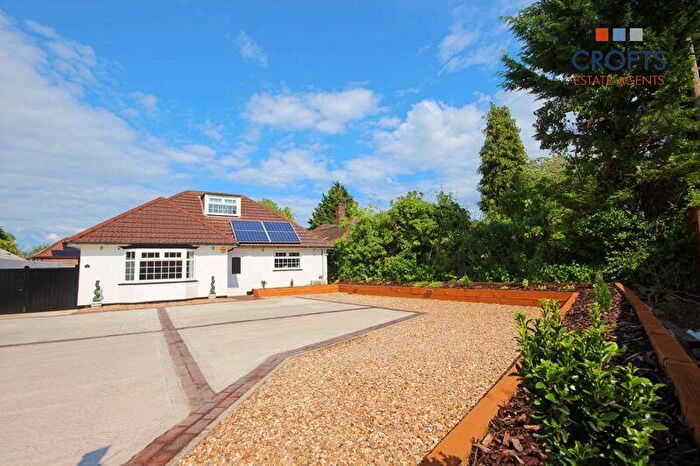 4 Bedroom Detached Bungalow For Sale In Stallingborough Road, Healing, DN41
