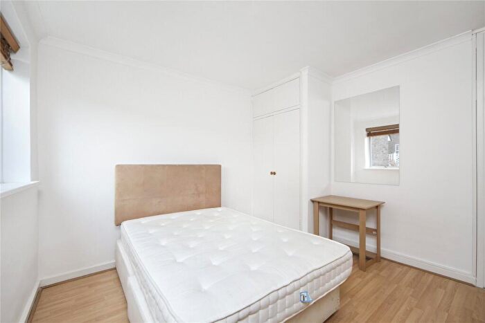 2 Bedroom Property To Rent In St. Mary Le Park Court, Parkgate Road, London, SW11