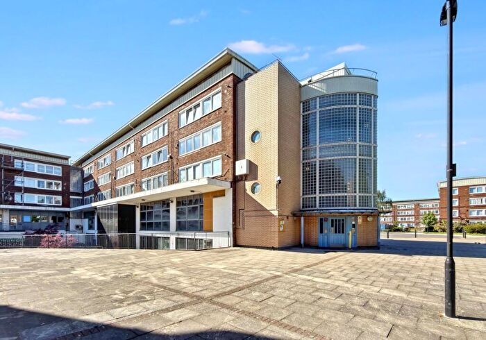 2 Bedroom Flat For Sale In Rothbury Walk, Tottenham, London, N17