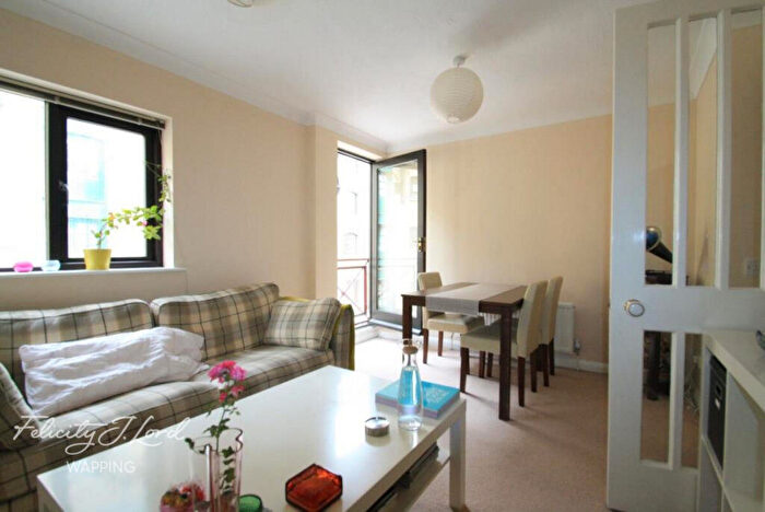 2 Bedroom Apartment To Rent In Prospect Place, London, E1W
