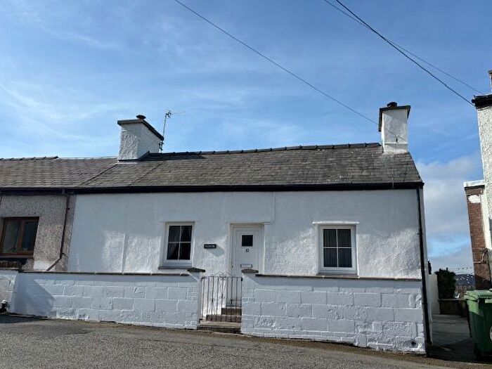 2 Bedroom Semi-Detached House To Rent In Carneddi Road, Bethesda, LL57