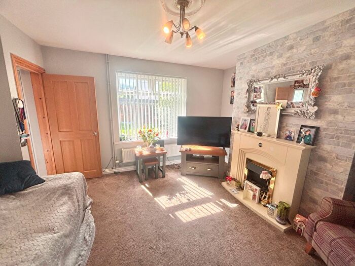 3 Bedroom Semi-Detached House For Sale In Ynysygerwn Avenue, Aberdulais, Neath, SA10