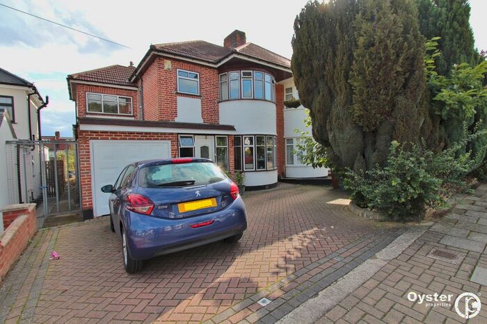 5 Bedroom Semi-Detached House To Rent In Vernon Drive, Stanmore, HA7