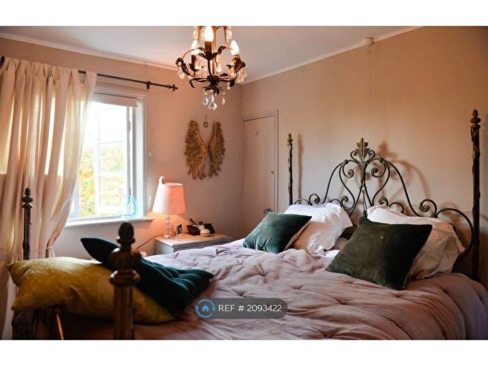 3 Bedroom Detached House To Rent In Pitville Near Clarence Square, Cheltenham, GL50